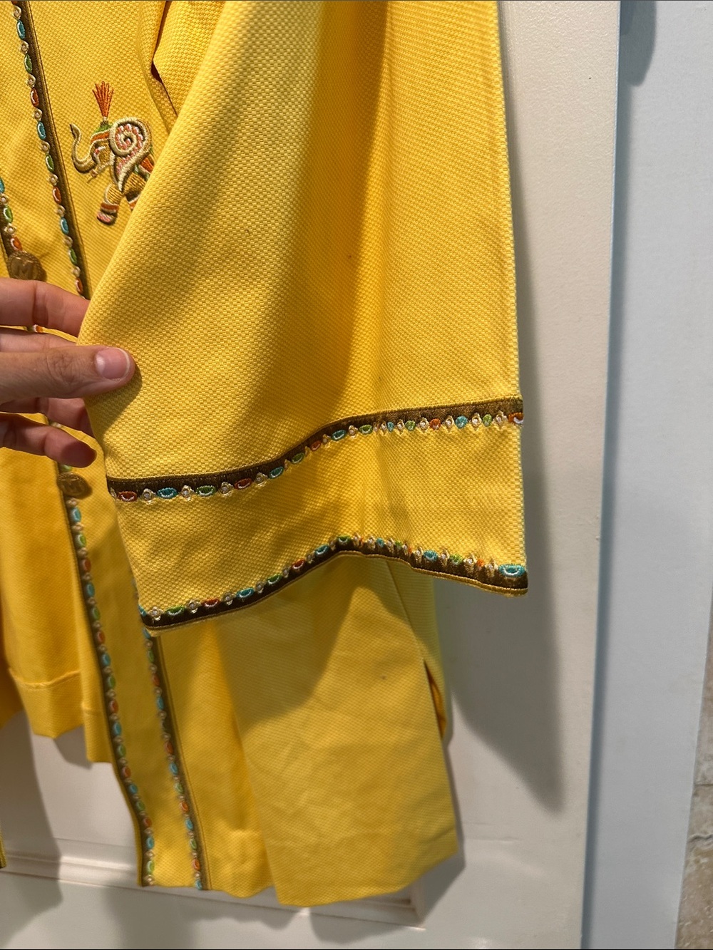 Bob Mackie Yellow Embroidered Elephant Jacket - Picture 6 of 8